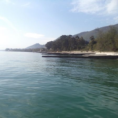 Guesthouse U Moti New Athos Esterno foto
