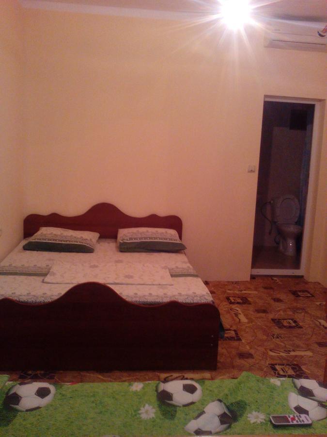 Guesthouse U Moti New Athos Esterno foto